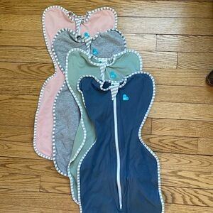 Bundle of 4 EUC Love to Dream swaddles - 2 newborn size  and 2 size small